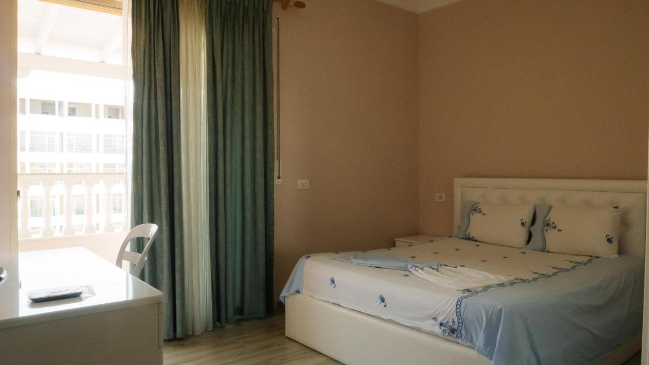 Adriatic East View Apartment Durrës Buitenkant foto
