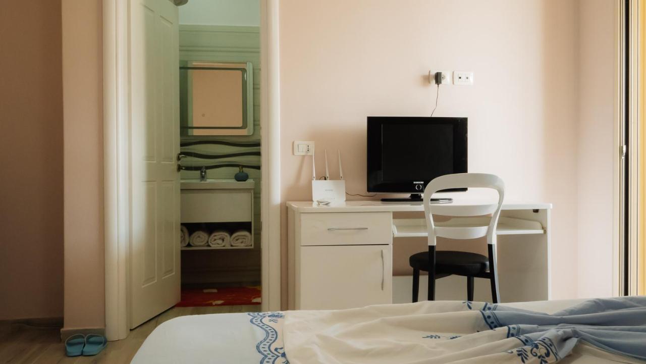 Adriatic East View Apartment Durrës Buitenkant foto